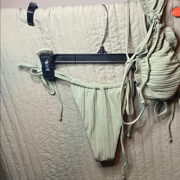 Green Ribbed Bikini Set - Picture 2 of 2